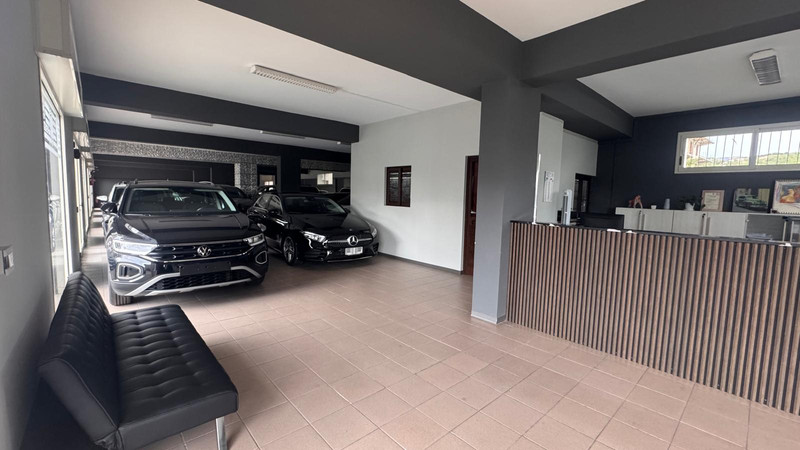 dealer showroom